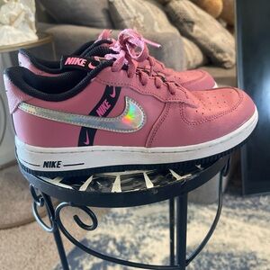 Nike Air Force 1 LV8 KSA Pink and Silver Design.